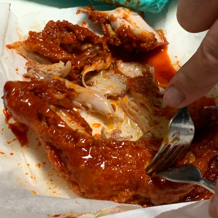맘스터치 내슈빌 핫통다리, 진짜 매울까? 맘스터치 내슈빌 핫통다리, 진짜 매울까?