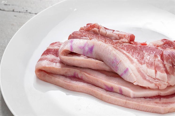 [추천특가] 파머스팩 제주 돼지 미박삼겹살 에어프라이어용 냉장 16,900 원 6% 할인