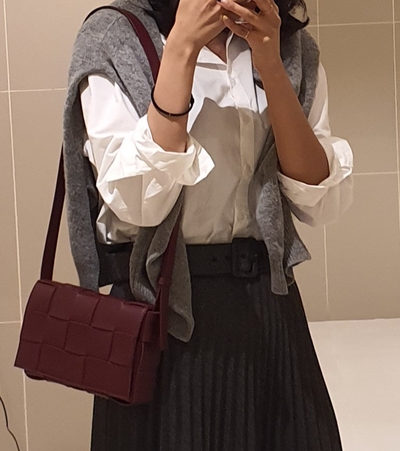  보테가베네타 카세트백 버건디 1년 사용 후기 / 명품 가방 추천