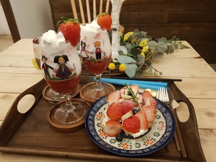  울산 최애 카페-모든 디저트가 맛있는 곳! (특히 딸기케이크)