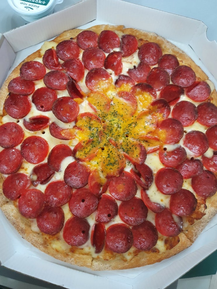  피자탑 강남점 강남 피자배달 더블페파로니폭탄피자 치즈폭탄 맛보실래요?