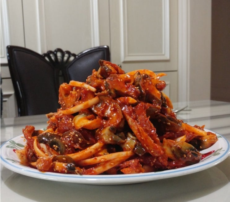  맛있는 뿔소라무침 찐리뷰