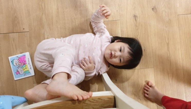  한 번만 더 꼬옥 안아주세요
