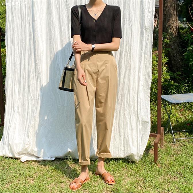  [특가제품] 아모르데이 여성용 골지 브이넥 기본핏 베이직 투웨이 볼로버튼가디건 18,350 원 