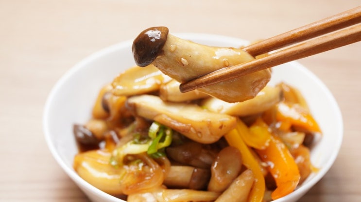  미니 새송이버섯볶음 굴소스로 맛있게 만드는 법