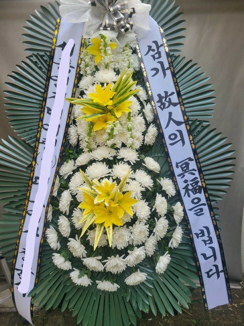  인천 나은병원 장례식장근조화환 보내기 근조3단주문 싱싱한꽃배달 저렴한화환 54,000원 당일배송 고속플라워1800-6530