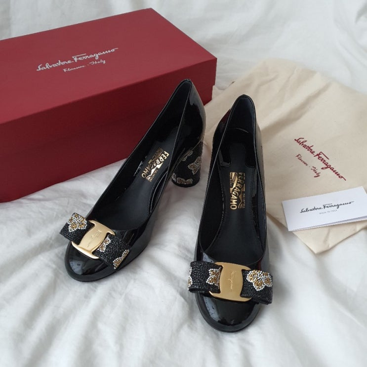 페라가모 바라구두 모자이크 펌프스 아델피아 | vara adelfia mosaic block heel pumps