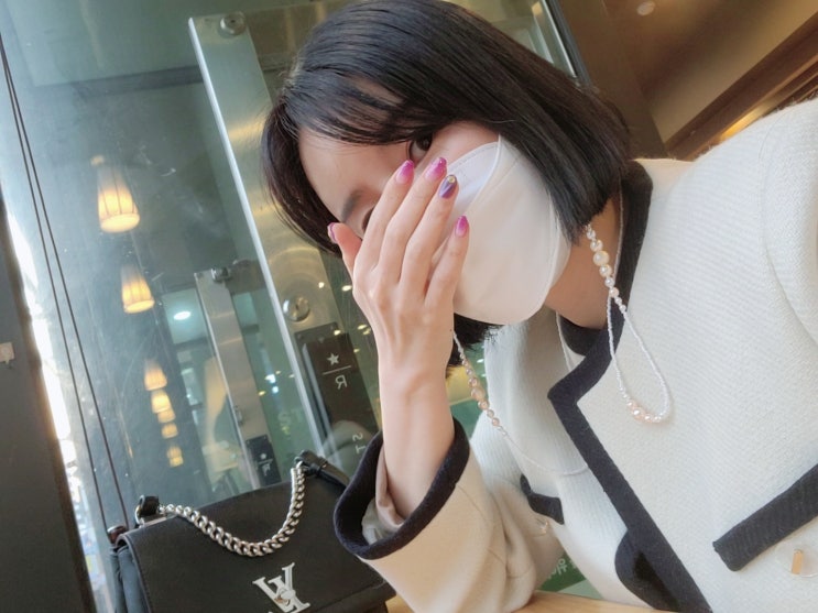 에이지스타일 예쁜 비즈스트랩 마스크스트랩 이라 매일 쓴다 ! 에이지스타일 예쁜 비즈스트랩 마스크스트랩 이라 매일 쓴다 !