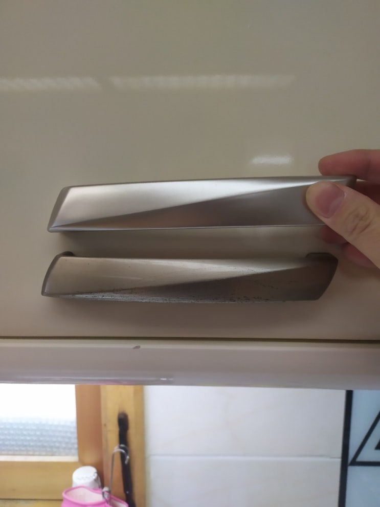  싱크대 손잡이 교체로 새것처럼! 주방 셀프인테리어 DIY