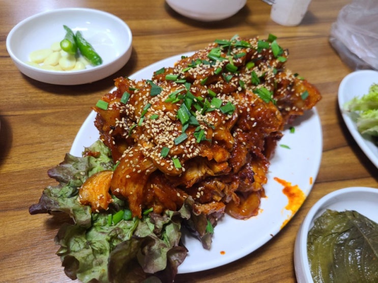  동대문역 창신시장 '옥천 매운 족발' 진짜 맛있게 매움