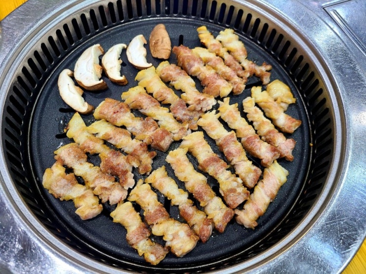 대구 달서구 진천동 삼겹살 맛집 돼지만왕소금구이