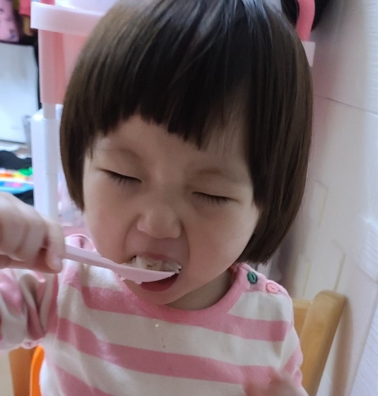  숟가락 교육 언제 시작해야 할까