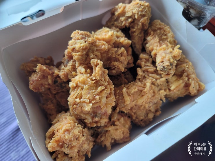  말많은 BHC 포테킹 후라이드. 느끼함도 있지만 그래도 바삭하긴 하네요.