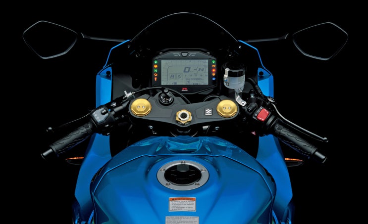  GSX-R1000, R1000R L7 탑브릿지 차이