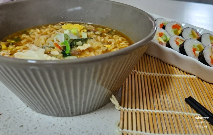  쓰임 면기(쓰임 그릇)
