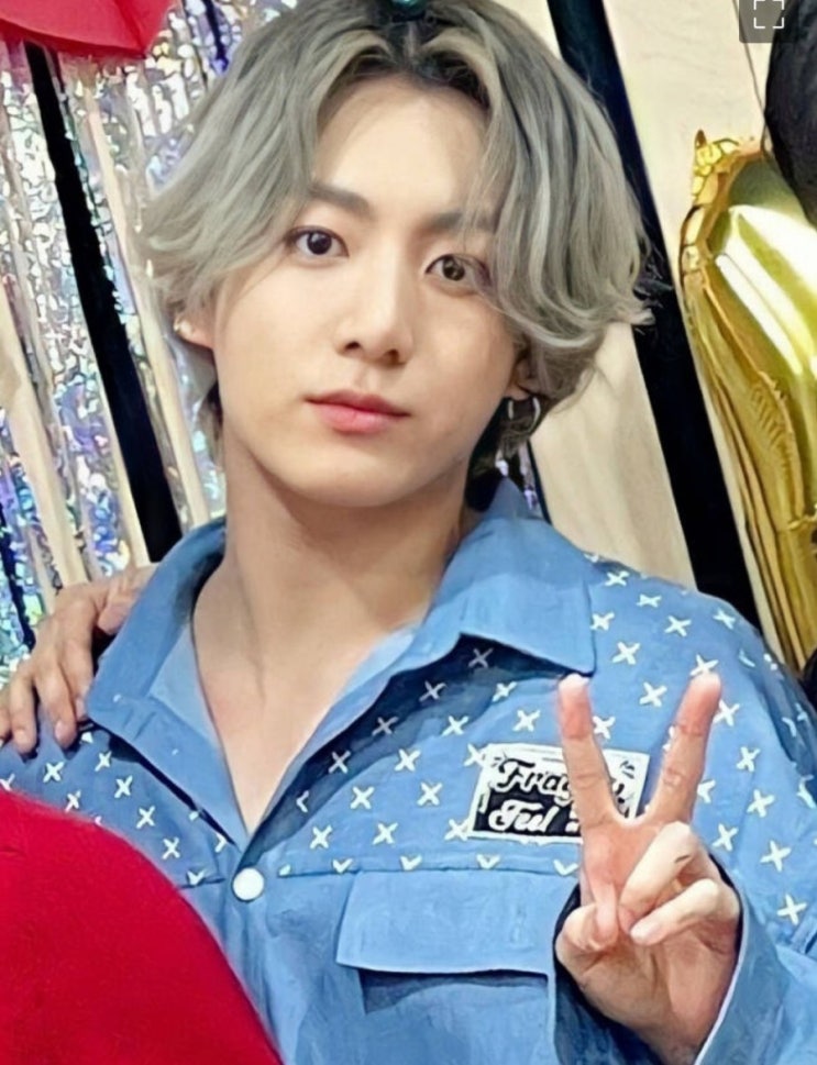  방탄소년단 정국 입은 데님 셔츠 완판