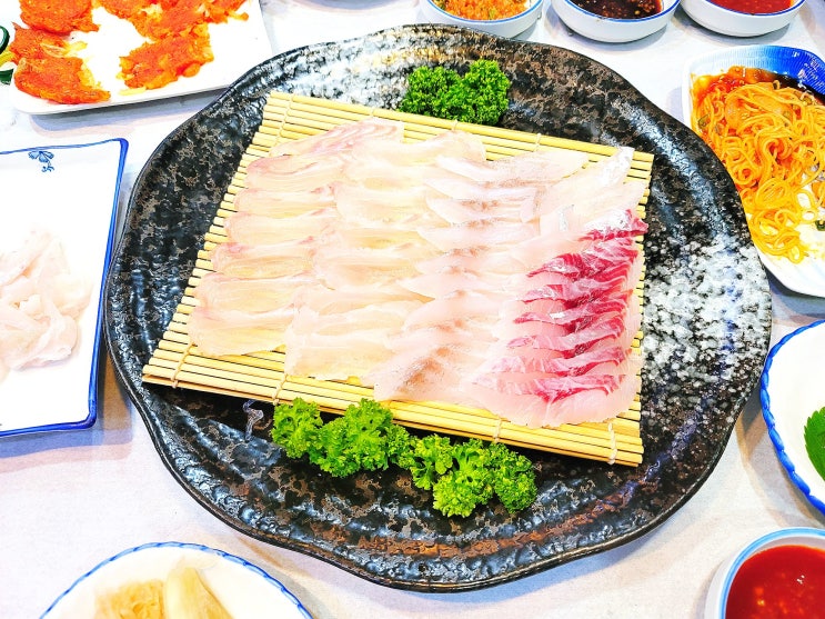  진양호횟집 부산광안리횟집추천 수변공원회센터맛집