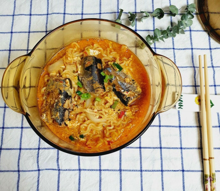  꽁치라면 한끼식사로 든든해요