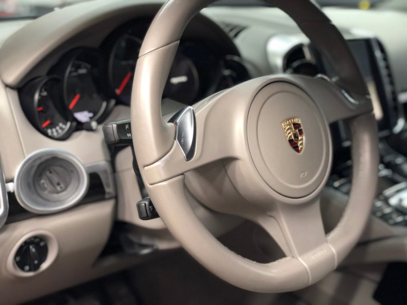과천 삼부골로 / 실내복원/교체 / 포르쉐 / 카이엔
