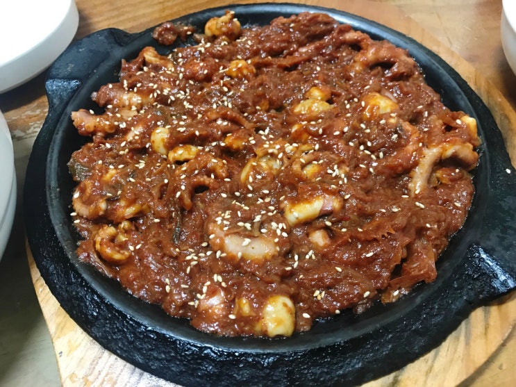  구리 골목안채 매운 낙지볶음과 칼국수의 조합