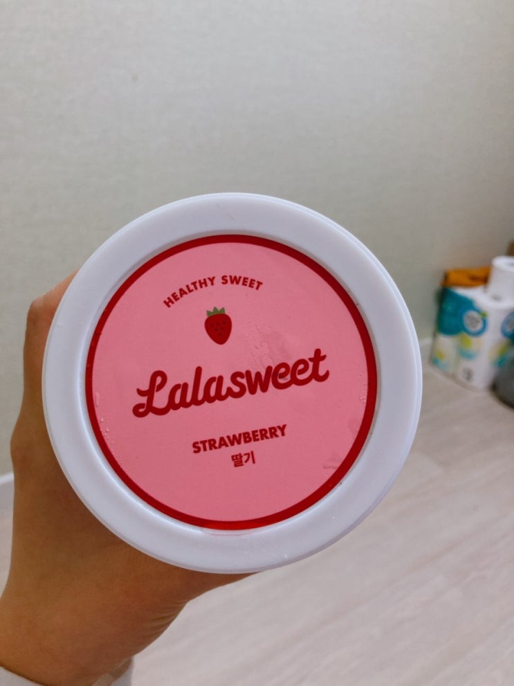다먹어도 260칼로리 다이어트 아이스크림 2탄 라라스윗 딸기맛 후기(feat.세븐일레븐)
