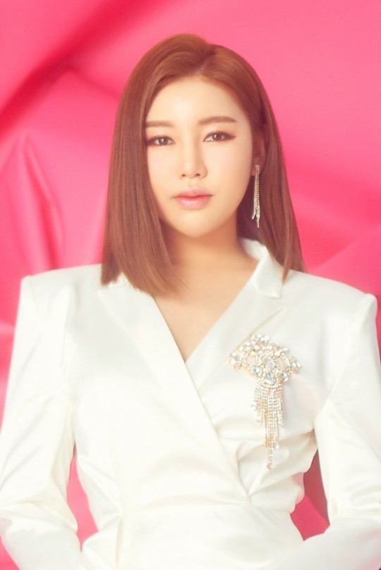 <b>송가인</b> 불법 굿즈 음원"저작권·<b>초상권</b>·성명권 사용 소속사... 