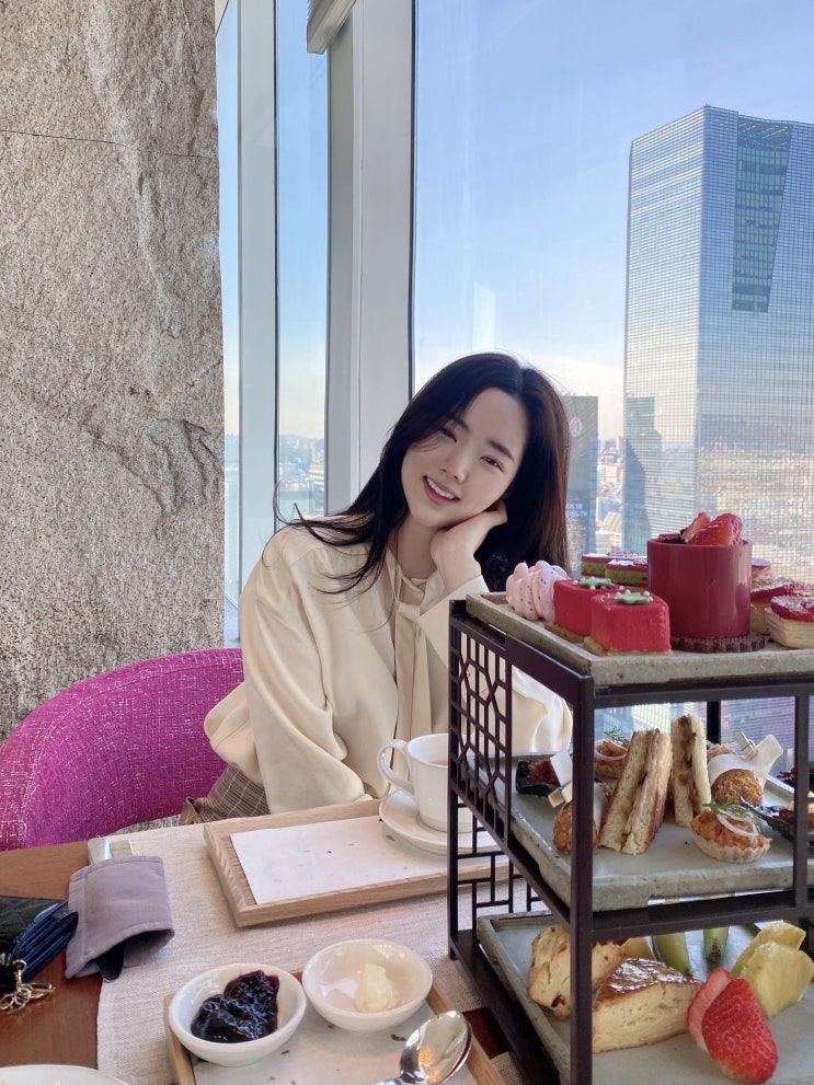  파트하얏트 딸기 애프터눈티