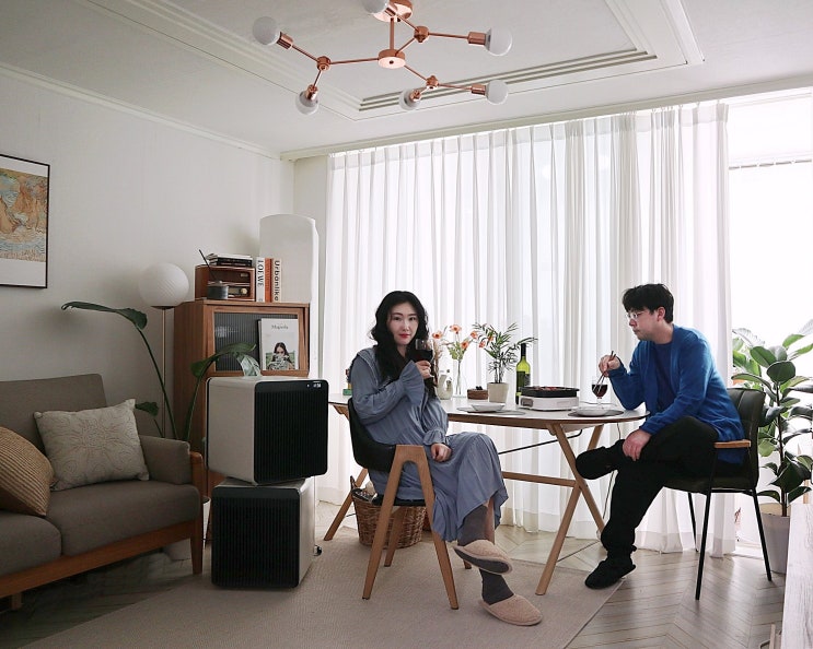  집콕부부를 위한 공기청정기 삼성 BESPOKE 큐브 Air 3D 서라운드 청정, 무풍 청정 굿!