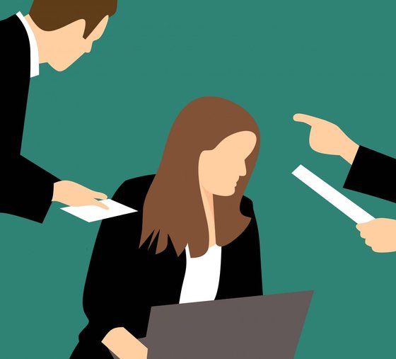 "회사 사장님과 사장 가족들이 괴롭혀요"…이젠 과태료 1000만원 "회사 사장님과 사장 가족들이 괴롭혀요"…이젠 과태료 1000만원