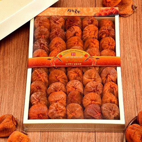 선호도 높은 상주 곶감 웰빙농장 건시 종이박스 선물세트 1.5kg 45팩 추천합니다 선호도 높은 상주 곶감 웰빙농장 건시 종이박스 선물세트 1.5kg 45팩 추천합니다