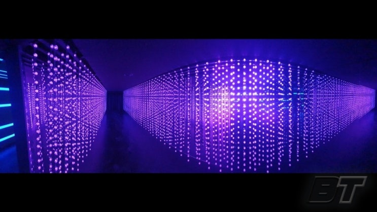  포르쉐 타이칸 런칭행사 가로수길 행사용 LED 전광판 시공 (2020.11)