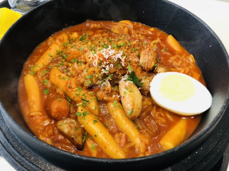 마곡나루역 맛집 부엌1983 떡볶이&치킨 솔직 후기 가격 메뉴