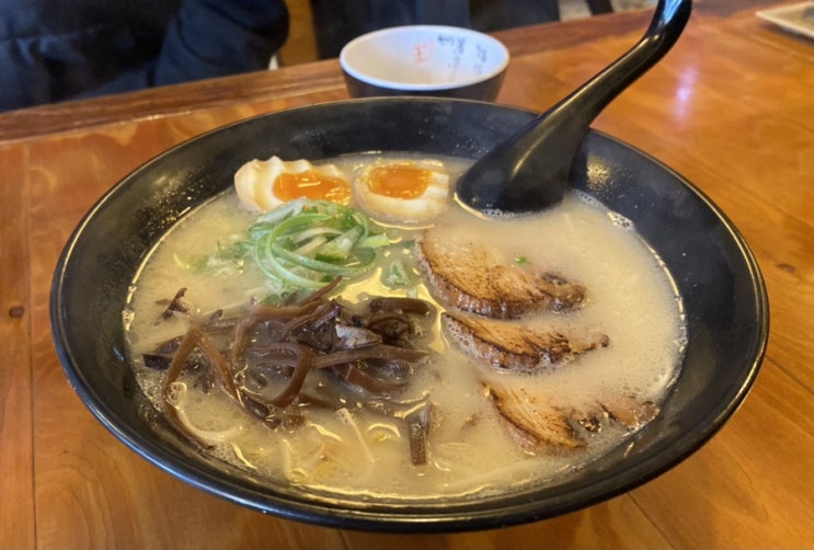  진주 시내 라멘집: 하카다면
