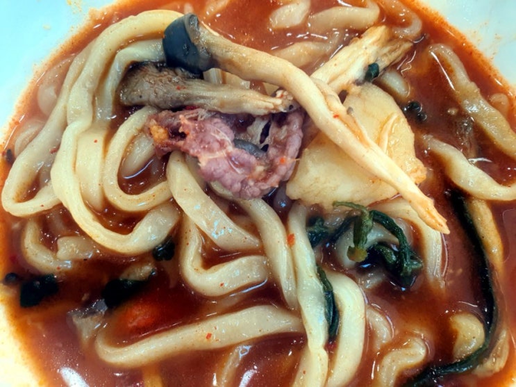  인천서구청라맛집 [등촌샤브칼국수] 느타리버섯, 미나리 칼칼한 버섯매운탕에 쇠고기 샤워 ㅎ