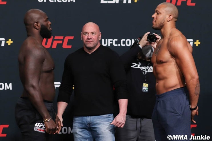 UFC 베가스 20 계체결과: 1명 계체 오버, 올리베이라 vs 쿠라마고메도프 취소 UFC 베가스 20 계체결과: 1명 계체 오버, 올리베이라 vs 쿠라마고메도프 취소