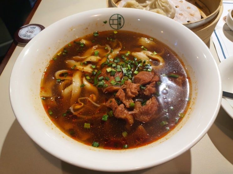 강남역 남소관 우육도삭면 (소룡포, 우육면 맛집)