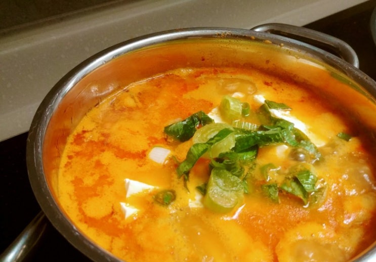 사골국으로 김치찌개 끓이기, 간편대파 완전 편하다 사골국으로 김치찌개 끓이기, 간편대파 완전 편하다