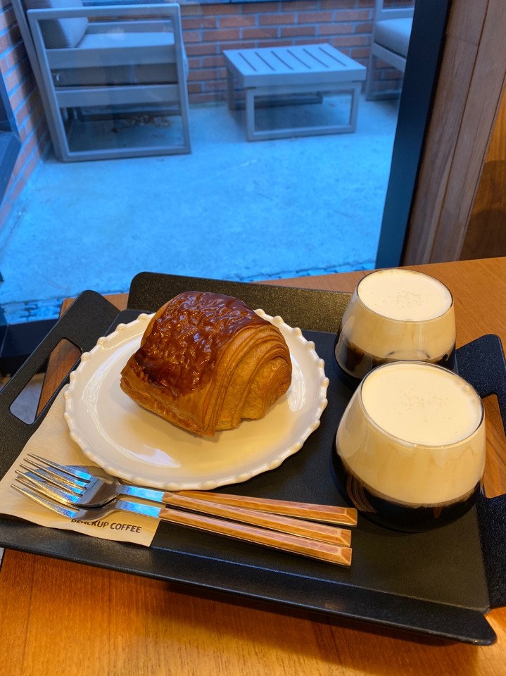  모든 블랙업커피는 옳다. 블랙업커피옥동점 좋아요