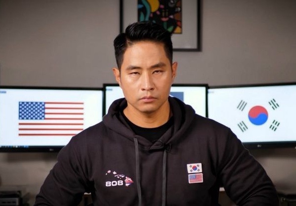  독설에...먹방에...반발까지 참...별짓 다하는 유승준 유튜브 채널 썰렁