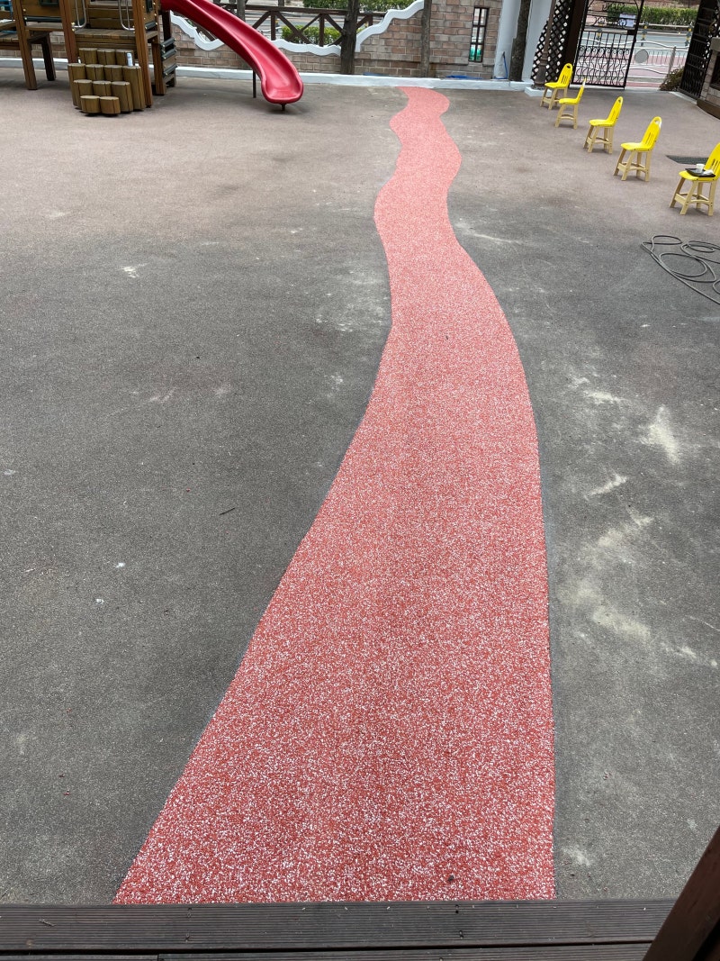 경남 김해시 ㅣ 유치원놀이터바닥보수 ㅣ 친환경탄성고무칩 ㅣ 은성유치원 (주)디에이치인프라 : 네이버 블로그