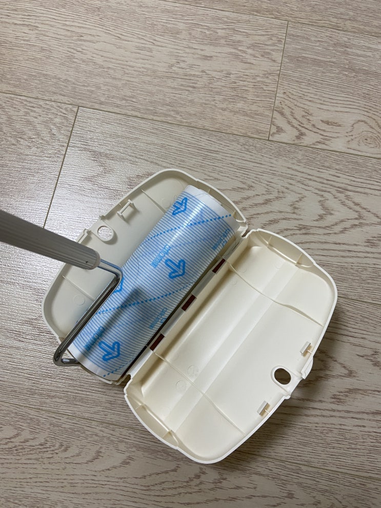  애터미 먼지제거 밀대형 돌돌이 플로어 크리너 후기