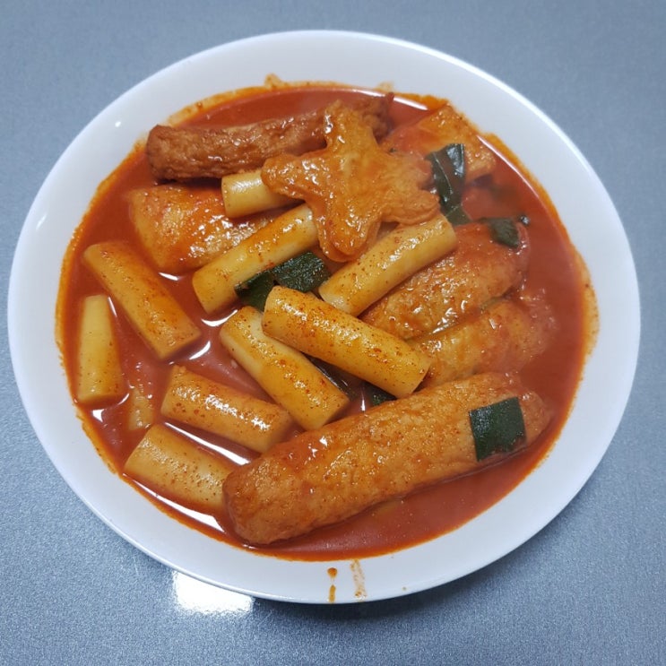 네이버쇼핑  &lt;사과떡볶이&gt; 밀키트 어볶이 매콤한 맛