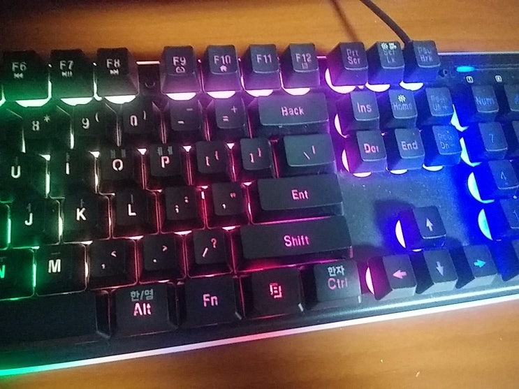  기계식 키보드 LED 패턴 변경하는 방법