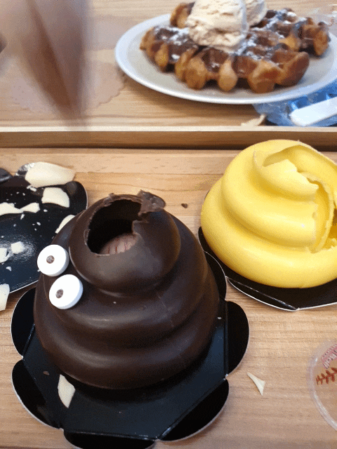  시흥 갯골생태공원 카페 시흥능곡역 디저트 이색카페 또루루 똥모양 초콜릿!!