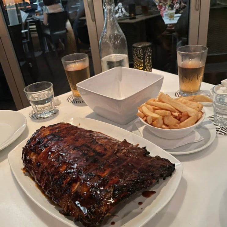  [호주 맛집/케언즈 맛집] 호주 맛집 1위 분위기 좋은 워터바 앤 그릴 스테이크하우스 Waterbar & Grill Steakhouse