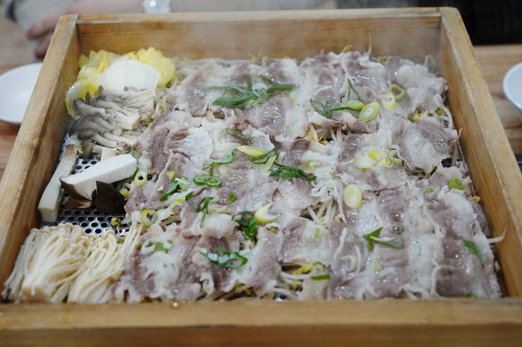 옥련동 고기집 옥련편백 편백나무에 쪄 먹는 소고기편백찜