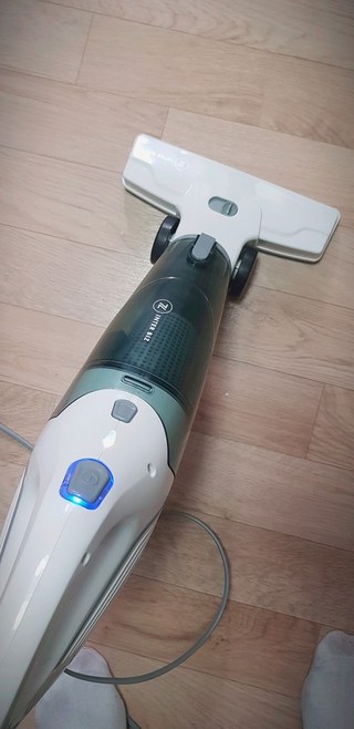  인터비즈 스틱앤 핸디 2 in 1 진공청소기 IB-VC0700
