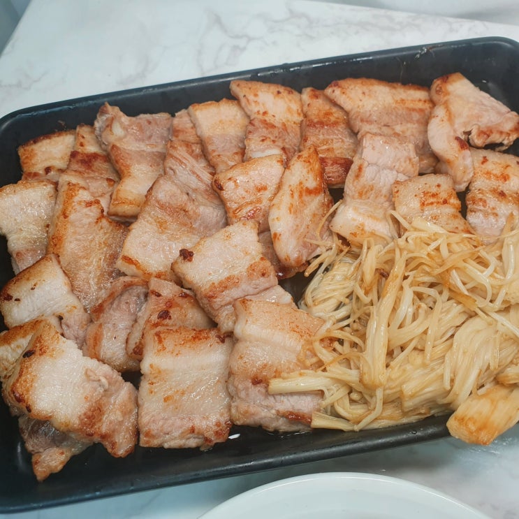  택배맛집 더착한 농부 무 항생제 삼겹살 다르네 달라~~