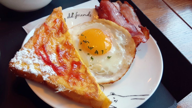 따스한 봄이 오면, 로스트 치킨 샐러드로 브런치를 먹어요 feat 피콜로빠체 따스한 봄이 오면, 로스트 치킨 샐러드로 브런치를 먹어요 feat 피콜로빠체