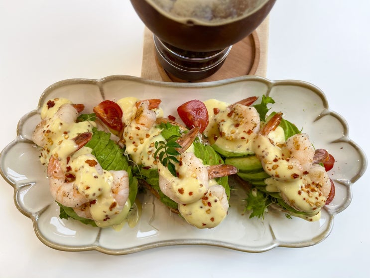  인천청라_너무예뻐 매일가고 싶은 아보카도커피맛집 신상카페 "오늘의 브런치"